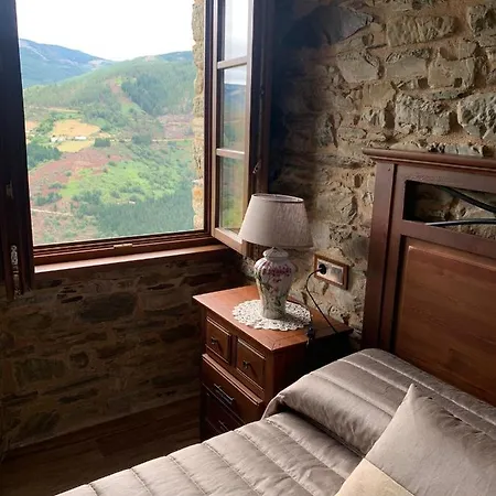 Casa Souto Robledo * Calabreo